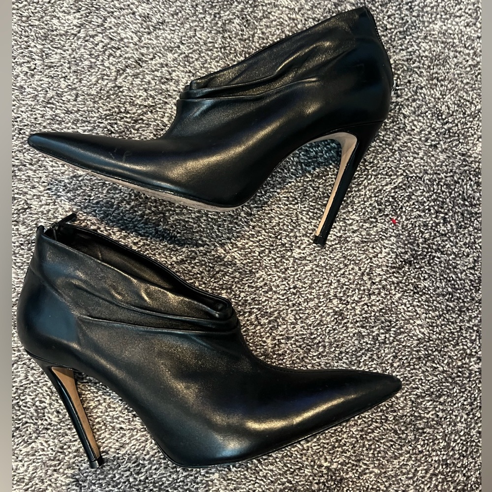 SCHUTZ Womens Booties 6